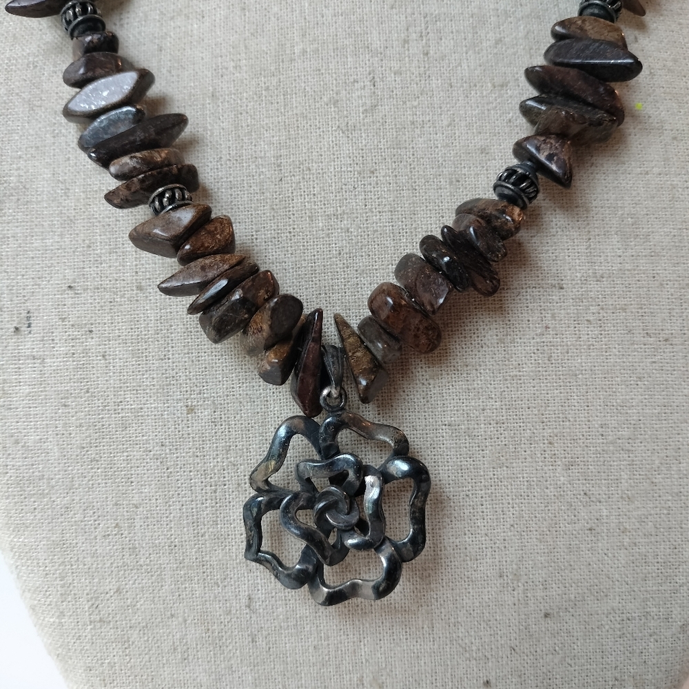 Beautiful Necklace With Flower Pendant & Sterling Closure and Pendant